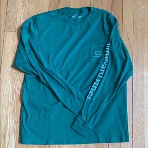 Vineyard Vines Long Sleeve Size: Men’s Medium